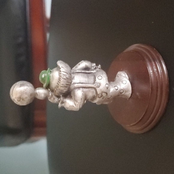Silver Pewter Clown Figurines w/  Balloons Ball Hat George Good Wood Base - Picture 7 of 10